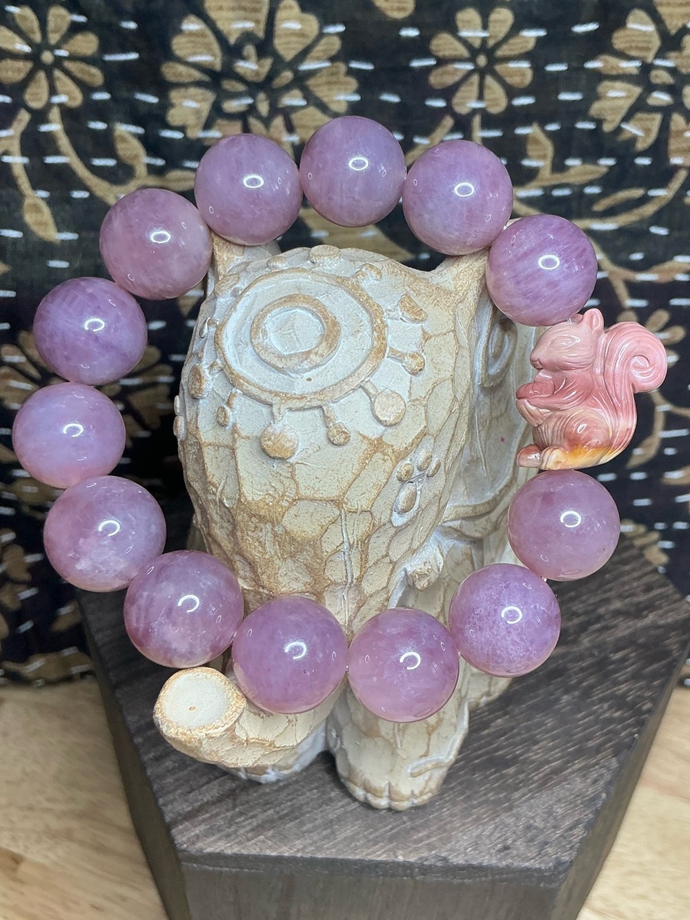 Purple Rose Quartz 14mm with Alashan Squirrel